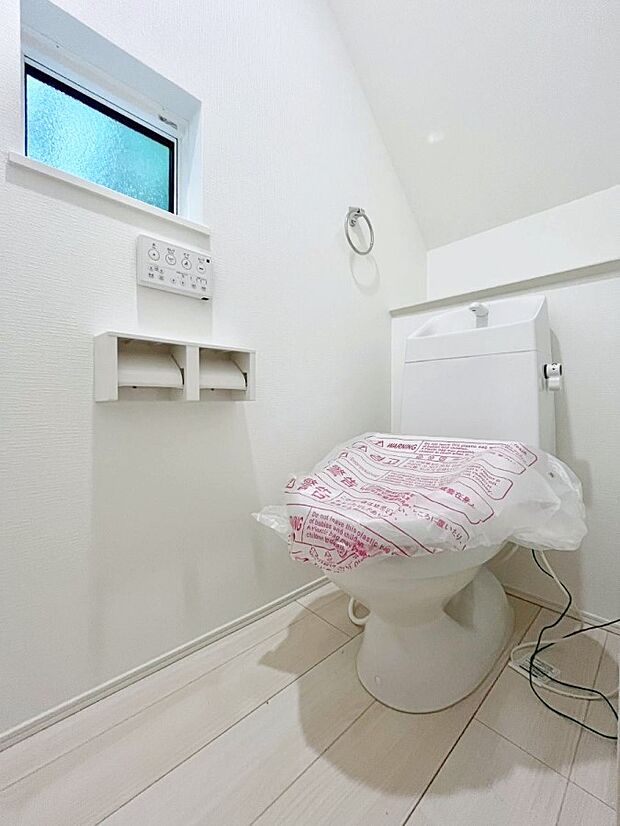 トイレは1階と2階それぞれに配置されていてとても便利です。