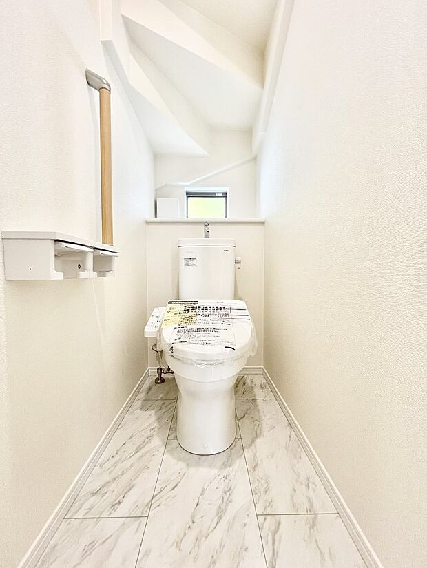 トイレは安心の2箇所!朝のバタバタも一安心です。