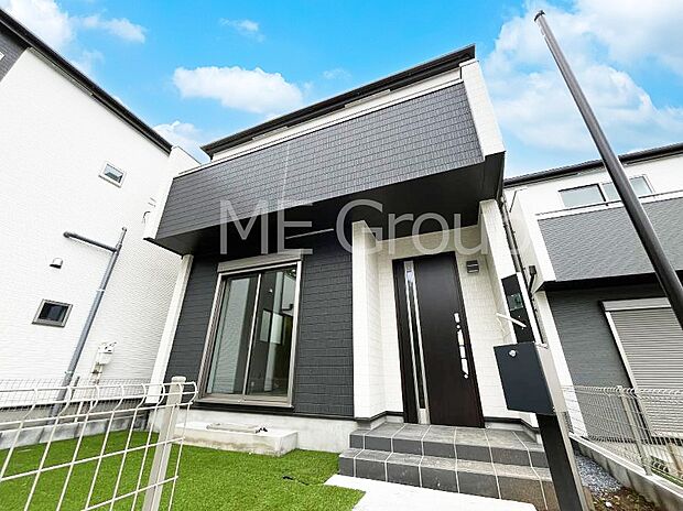 洗練された外観、上質な住空間が広がる室内は永く安心して過ごせる住居です。