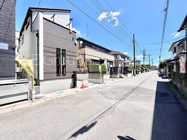 前面道路はきちんと整備されています