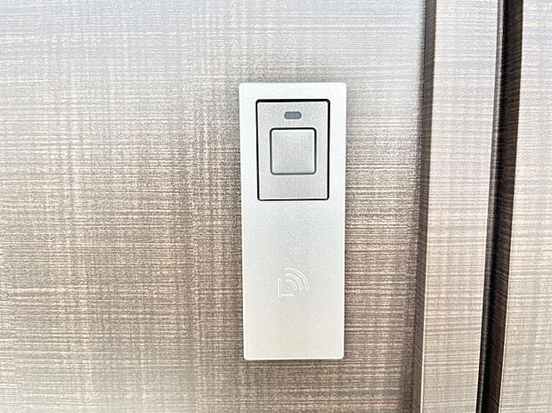 スマートに開錠できる電子キー