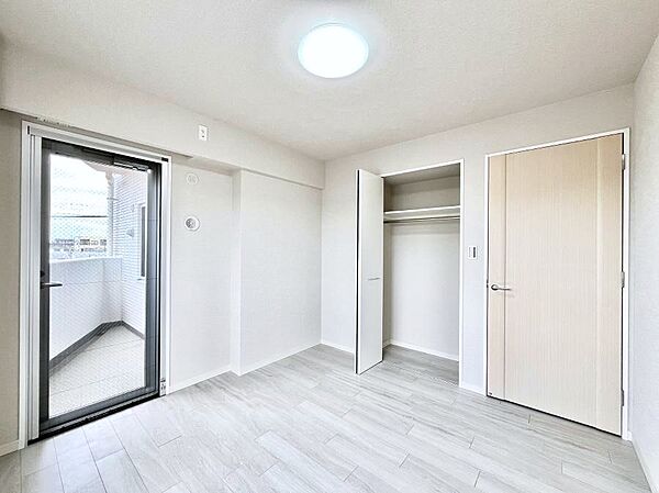 収納が充実しているので居住スペースを広々使えます