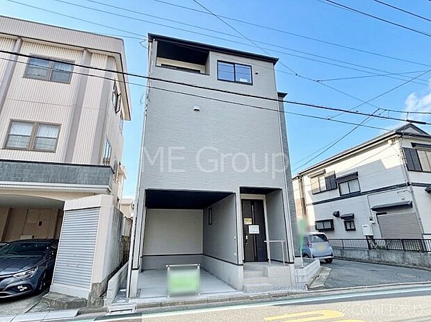 たっぷりの陽光と心地よい風が舞い込む住まい