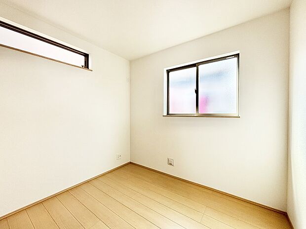 子ども部屋にぴったりの明るい空間。