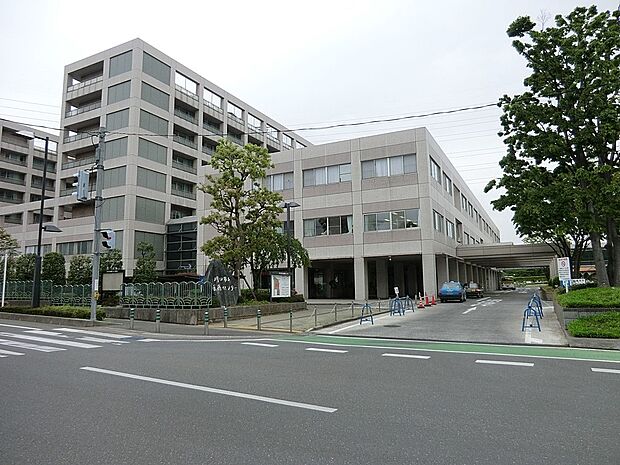 病院 1900m 川口市立医療センター