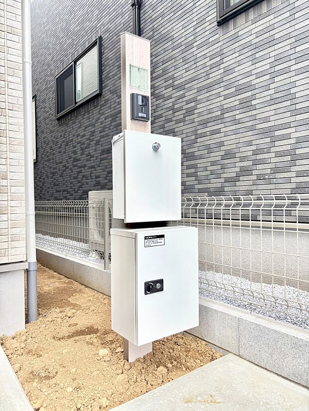 表札・インターホン・ポストをひとつに集約