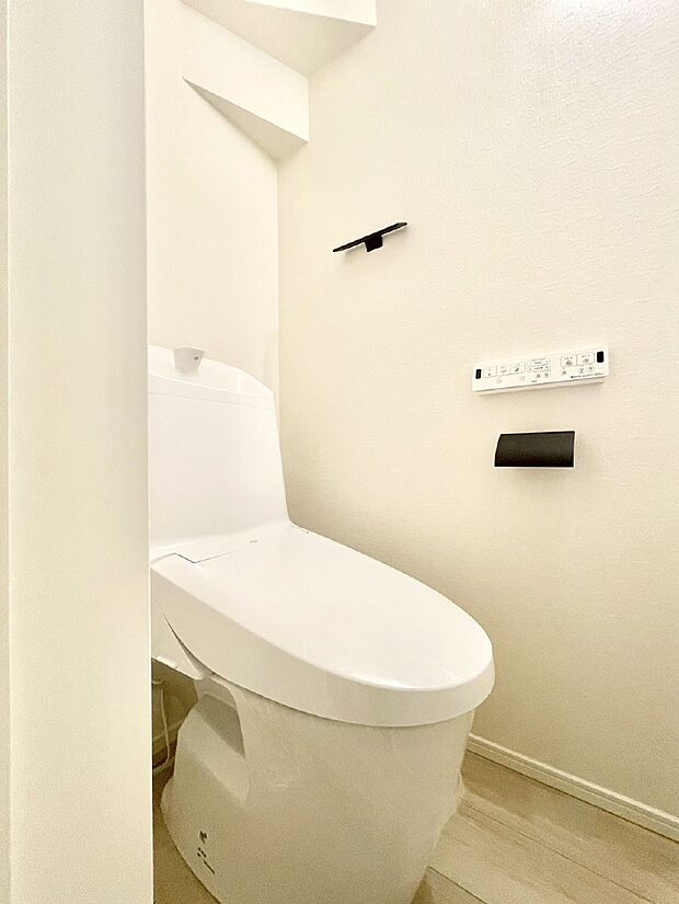 トイレは安心の2箇所!朝のバタバタも一安心です。