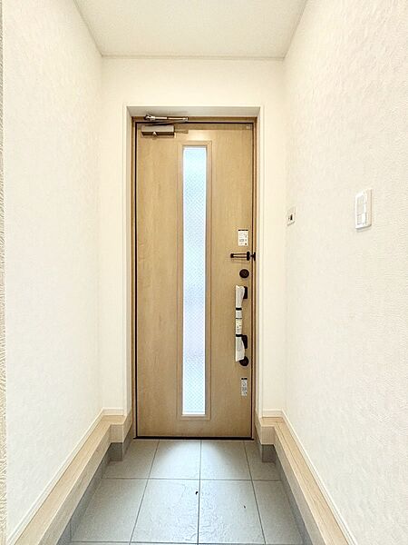 明るい玄関はお客様をお出迎えするのにぴったりです！