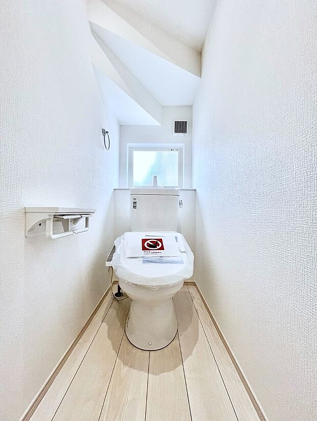 トイレは1階と2階それぞれに配置されていてとても便利です。