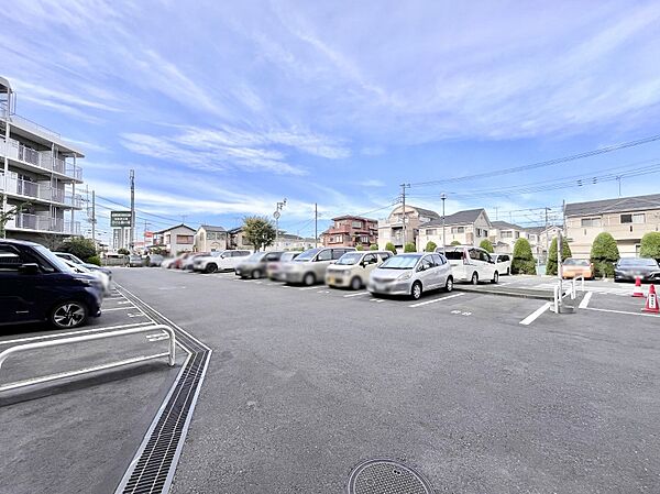 駐車場（空き状況は都度ご確認ください）
