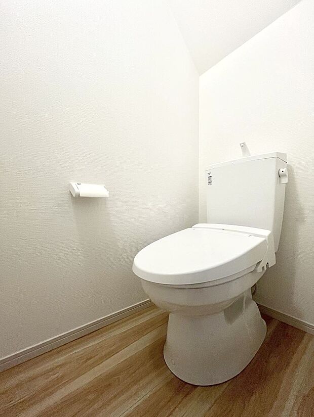 トイレは1階と2階それぞれに配置されていてとても便利です。