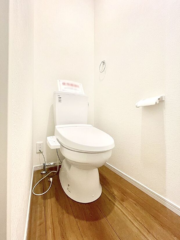 トイレは1階と2階それぞれに配置されていてとても便利です。