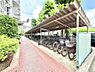 その他：駐輪場は屋根付き