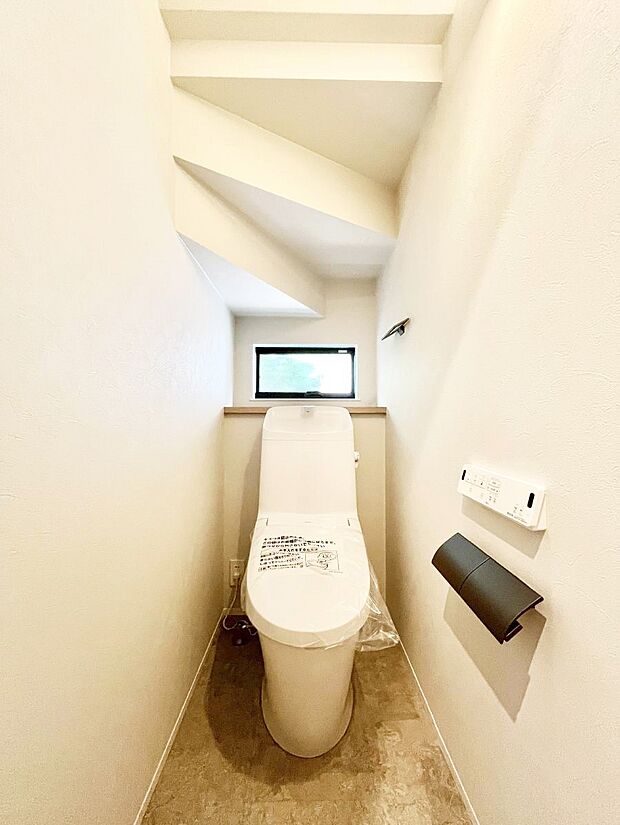 トイレは温水洗浄機能付き