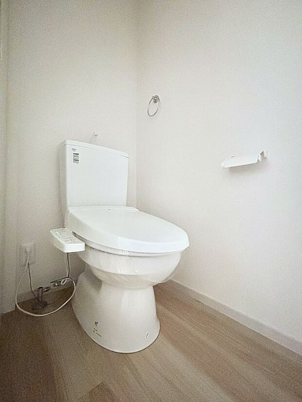 トイレは1階と2階それぞれに配置されていてとても便利です。 