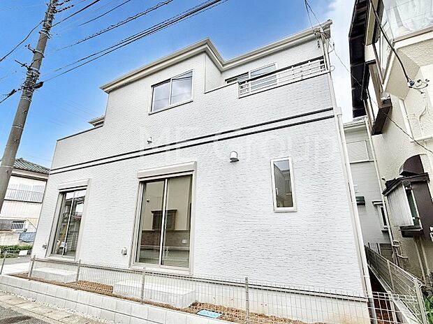 たっぷりの陽光と心地よい風が舞い込む住まい