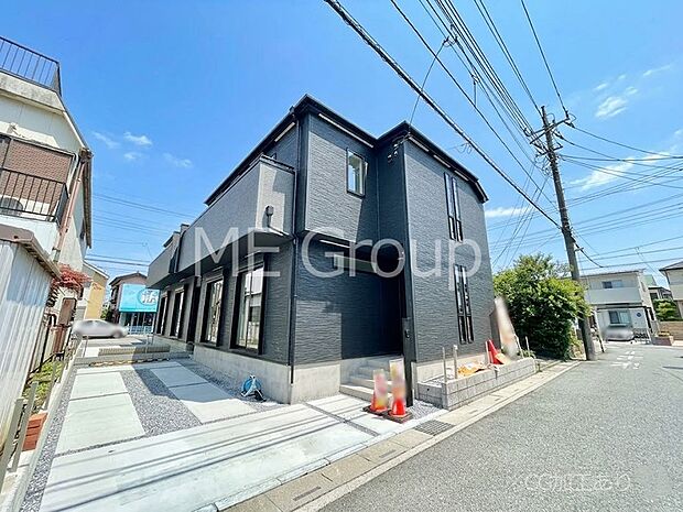 洗練された外観、上質な住空間が広がる室内は永く安心して過ごせる住居です。