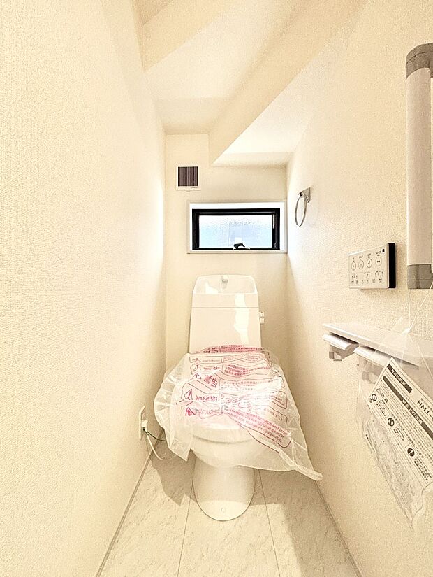 トイレは1階と2階それぞれに配置されていてとても便利です。