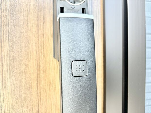 スマートに開錠できる電子キー
