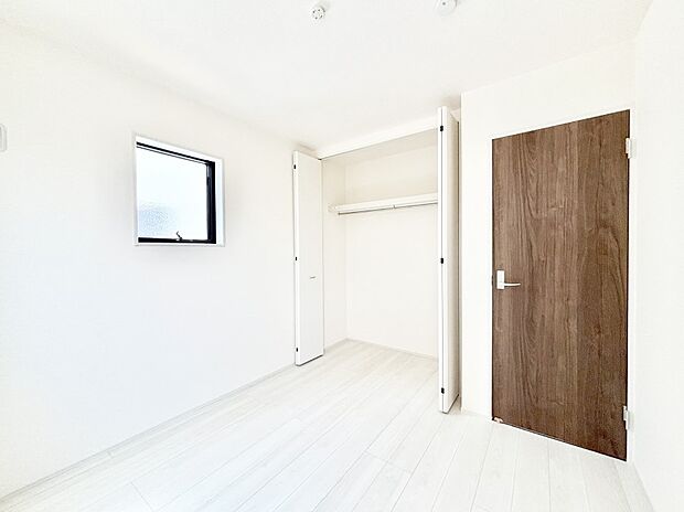 収納が充実しているので居住スペースを広々使えます
