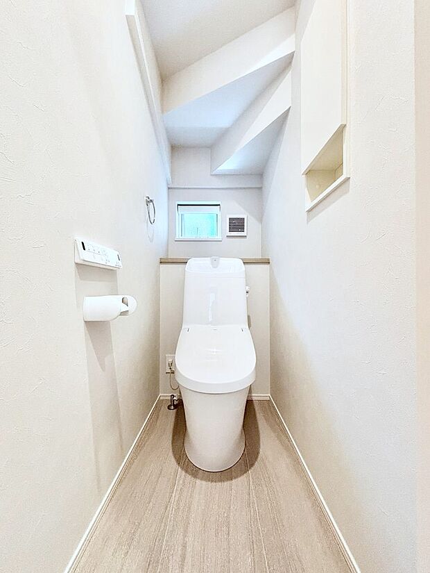 トイレは1階と2階それぞれに配置されていてとても便利です。