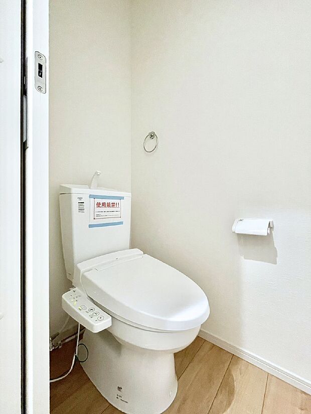 トイレは1階と2階それぞれに配置されていてとても便利です。