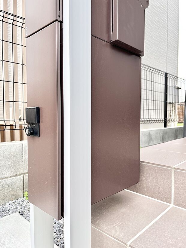 再配達のストレスを軽減してくれる便利な宅配BOX