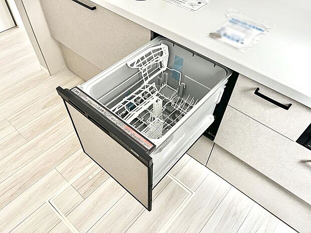 面倒なお片づけは食洗機にお任せ!家事の負担が減って、時間にも気持ちにもゆとりができます。