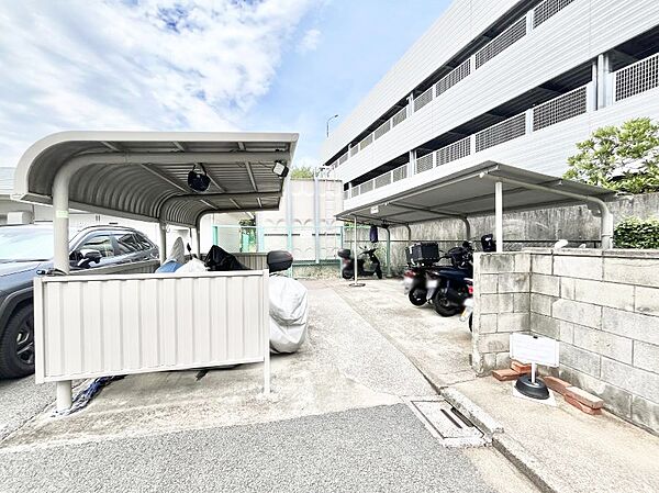 バイク置き場