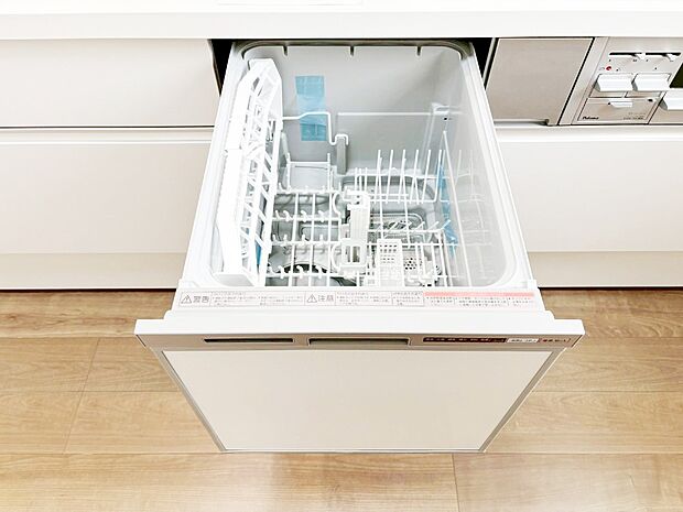 面倒なお片づけは食洗機にお任せ！家事の負担が減って、時間にも気持ちにもゆとりができます。