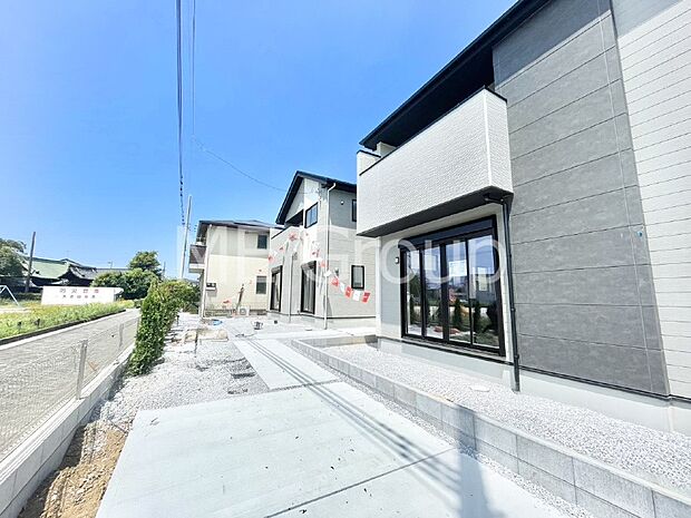 たっぷりの陽光と心地よい風が舞い込む住まい