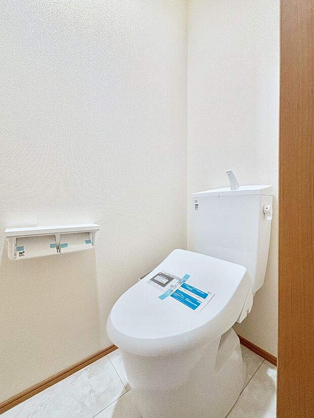 トイレは1階と2階それぞれに配置されていてとても便利です。