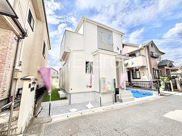 たっぷりの陽光と心地よい風が舞い込む住まい