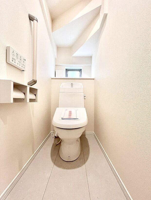 トイレは1階と2階それぞれに配置されていてとても便利です。
