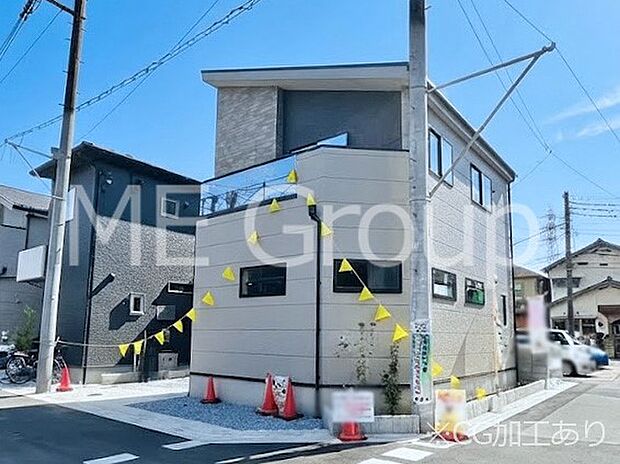 シンプルで落ち着きのある建物は住むかたの個性でオリジナルなものになっていきます。