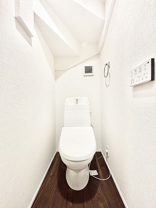 トイレは安心の2箇所！朝のバタバタも一安心です。