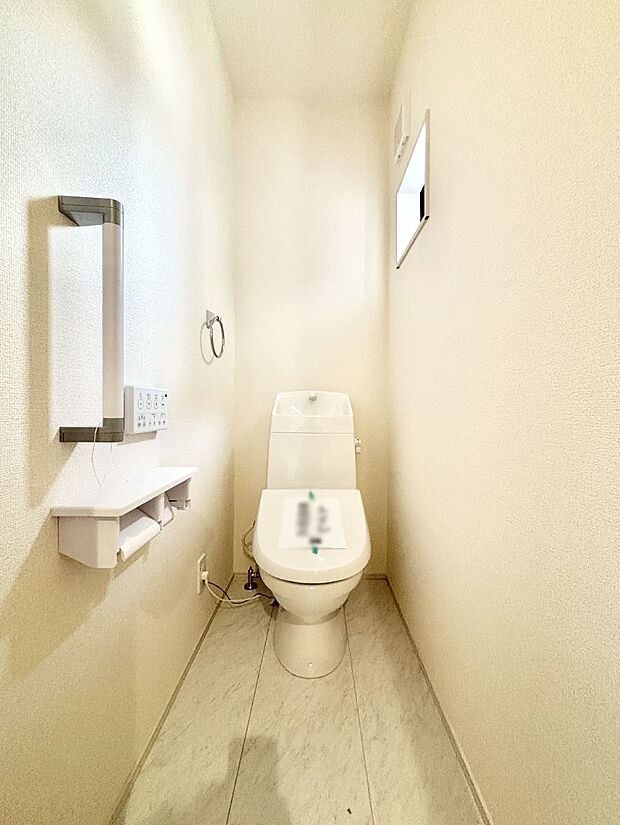 トイレは1階と2階それぞれに配置されていてとても便利です。 