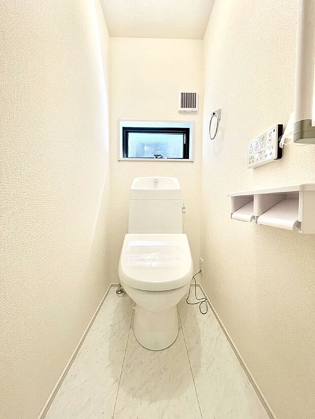 トイレは1階と2階それぞれに配置されていてとても便利です。