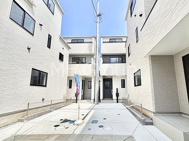たっぷりの陽光と開放感に包まれる明るい住まい