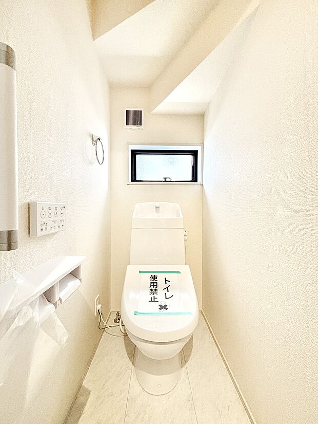 トイレは安心の2箇所！朝のバタバタも一安心です。 