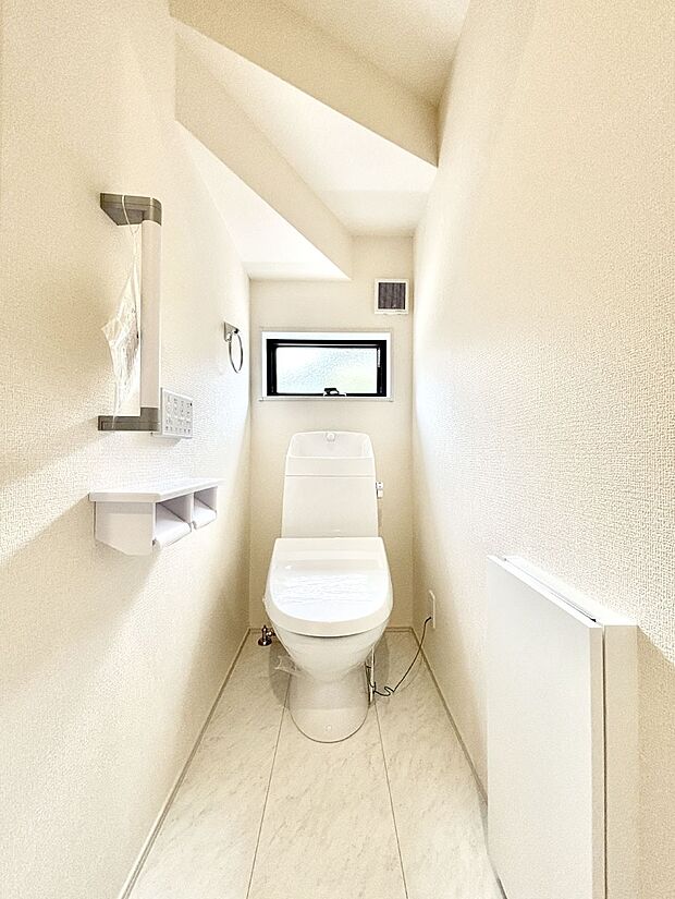 トイレは1階と2階それぞれに配置されていてとても便利です。