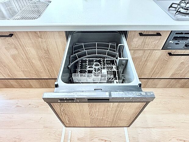 面倒なお片づけは食洗機にお任せ!家事の負担が減って、時間にも気持ちにもゆとりができます。
