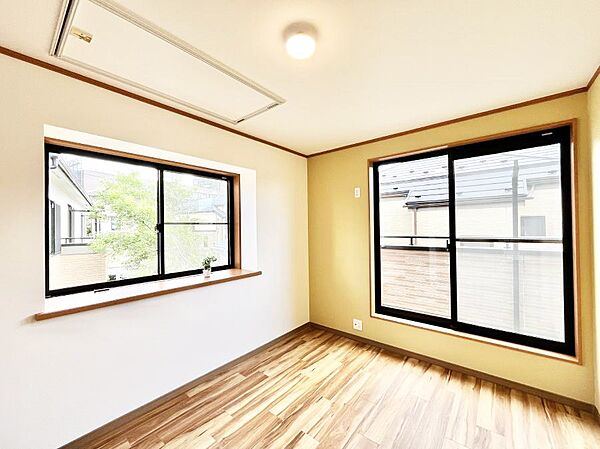寝室を拡大表示