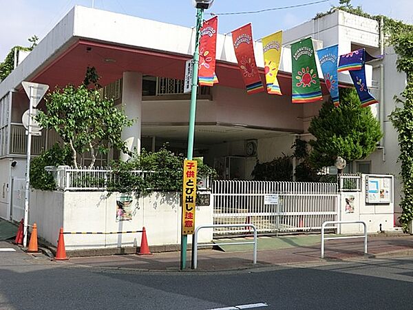 幼稚園・保育園 1300m 新松戸幼稚園