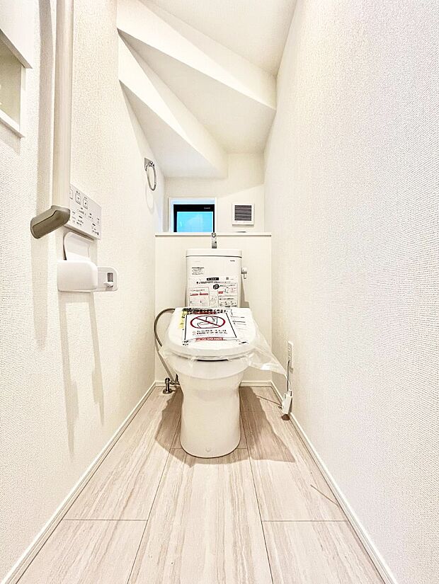 トイレは安心の2箇所!朝のバタバタも一安心です。