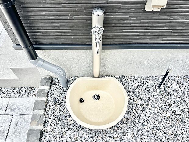 ガーデニングやお掃除に便利な外水栓