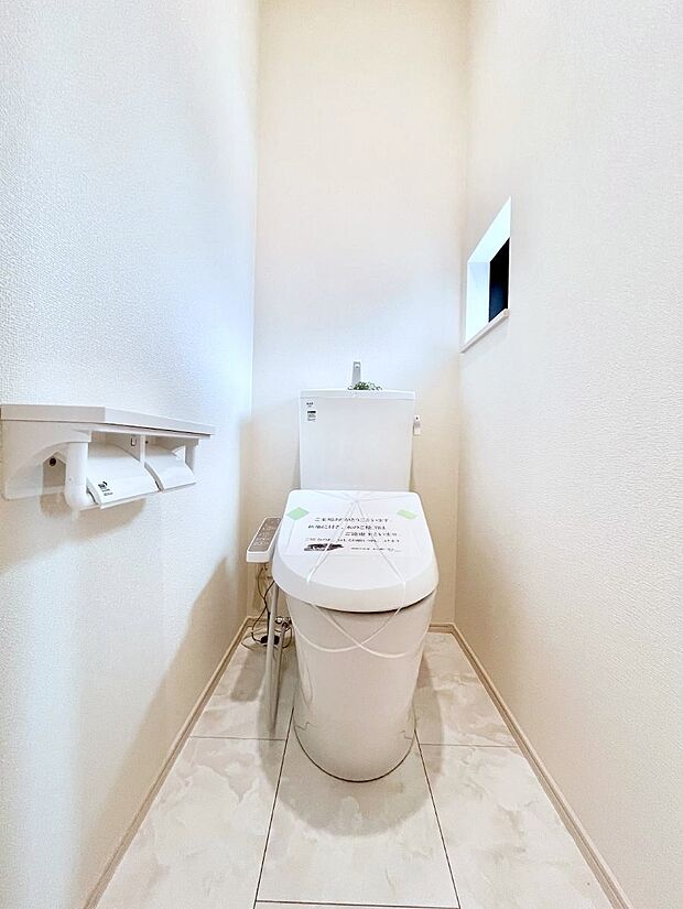 トイレは1階と2階それぞれに配置されていてとても便利です。