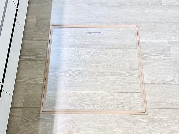 床下収納付き！日用品・非常用品の収納にも大活躍。