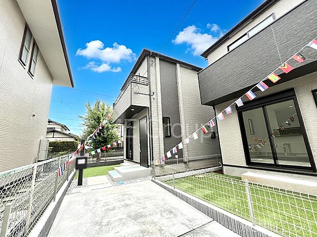 洗練された外観、上質な住空間が広がる室内は永く安心して過ごせる住居です。