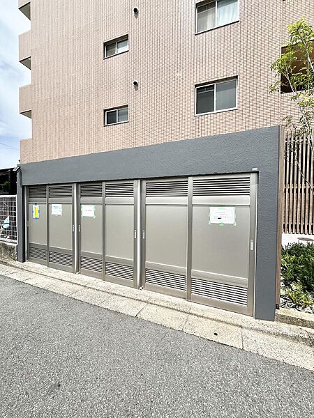 ゴミ置き場。常に清潔に保たれています。